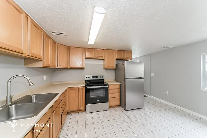 3823 Avenue J NW — Photo 6