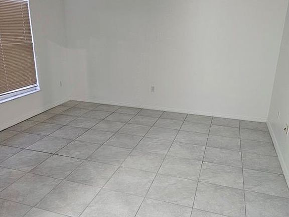 3rd image of 4703 Fairweather Ct