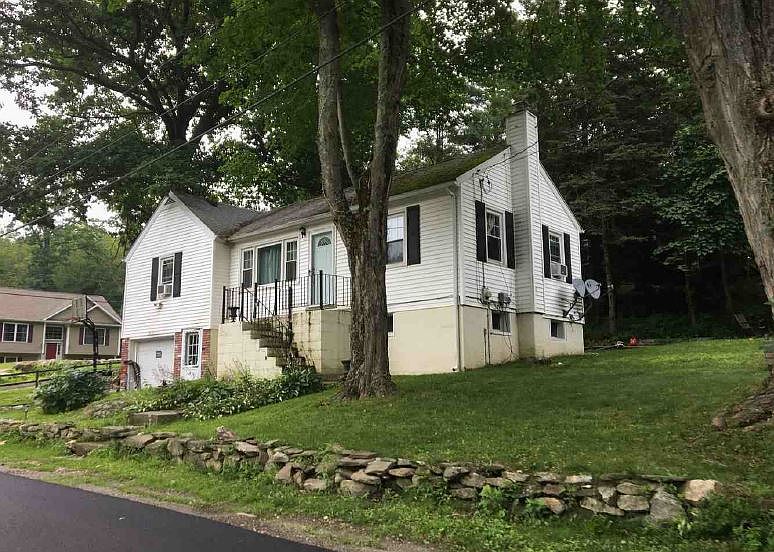 2nd image of 6 Hammond Rd