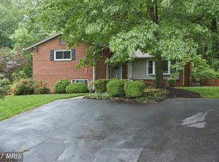 3475 Mildred Dr, Falls Church, VA 22042