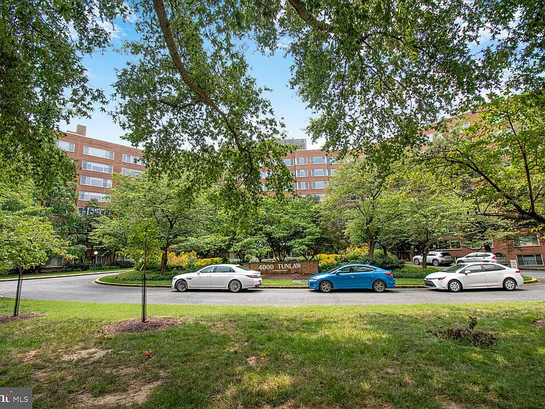 4000 Tunlaw Rd NW #419 — Photo 20