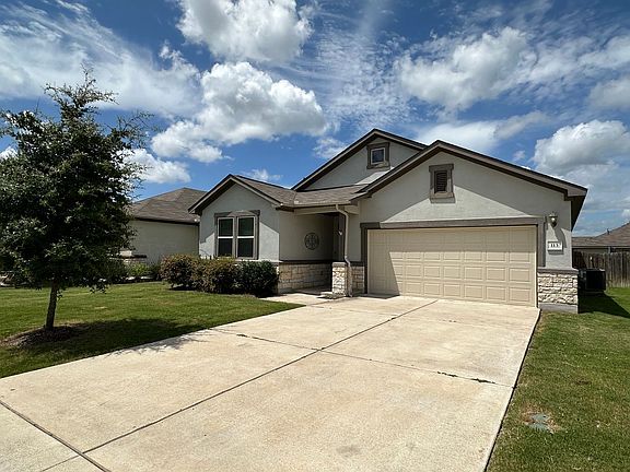 3rd image of 113 Flexus Ln
