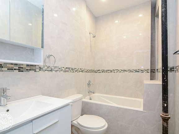 3rd image of 641 Saint Marks Ave APT 4F
