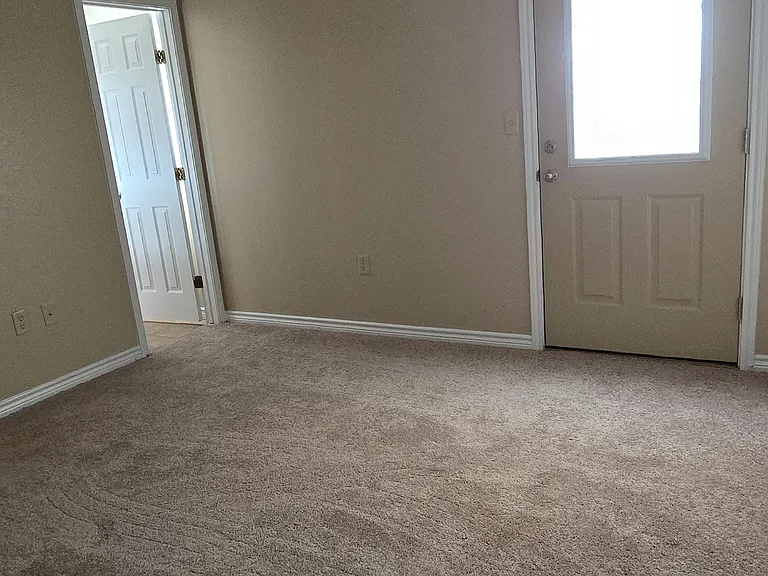313 Ama Caro Dr #C — Photo 15