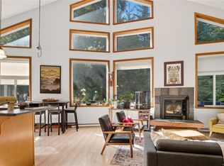 978 Peninsula Rd, Ucluelet, BC V0R 3A0