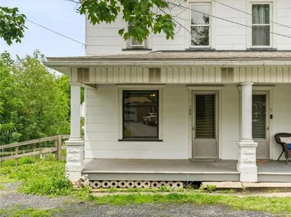 100 Mahoning Dr E, Lehighton, PA 18235