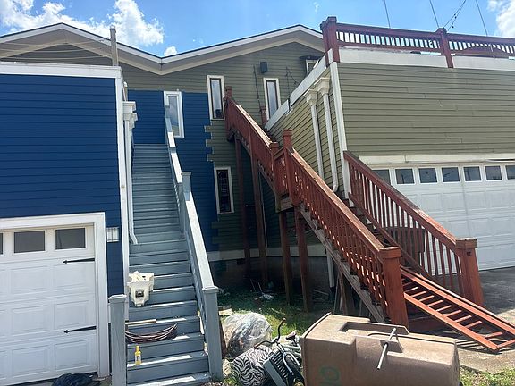 3rd image of 1108 W Grove Ave #B