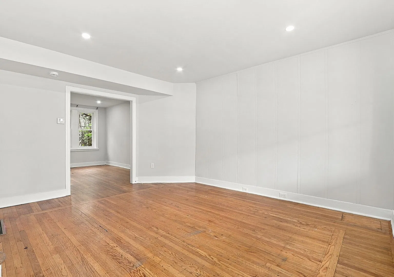 3 Bedroom 1 Bathroom House for Rent — Photo 4