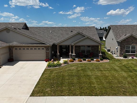 2nd image of 406 Crown Hill Dr