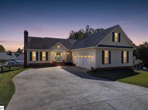 103 Newkirk Way, Travelers Rest, SC 29690