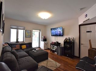 209 W 20th St APT 1A, New York, NY 10011