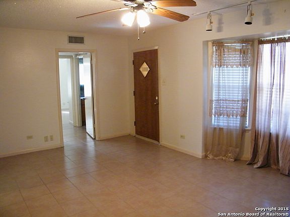 5th image of 7026 Baywater Dr