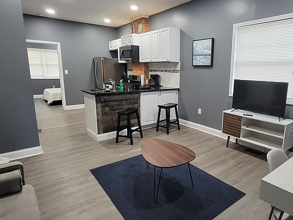 2nd image of 5100 Lorain Ave #1
