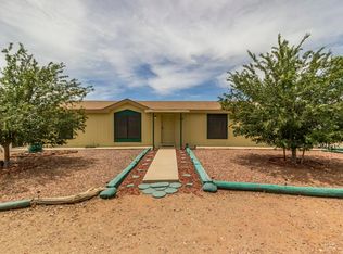 186 Gompers Cir, Morristown, AZ 85342