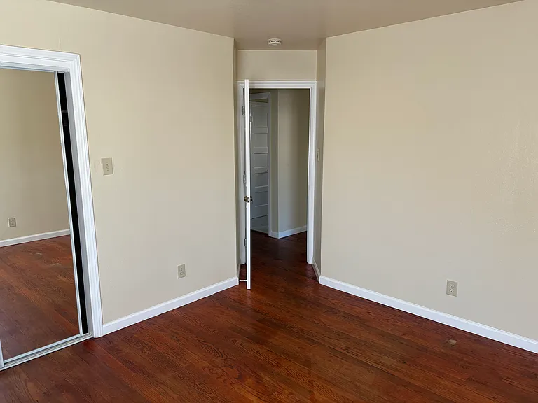 116 Carquinez St — Photo 23
