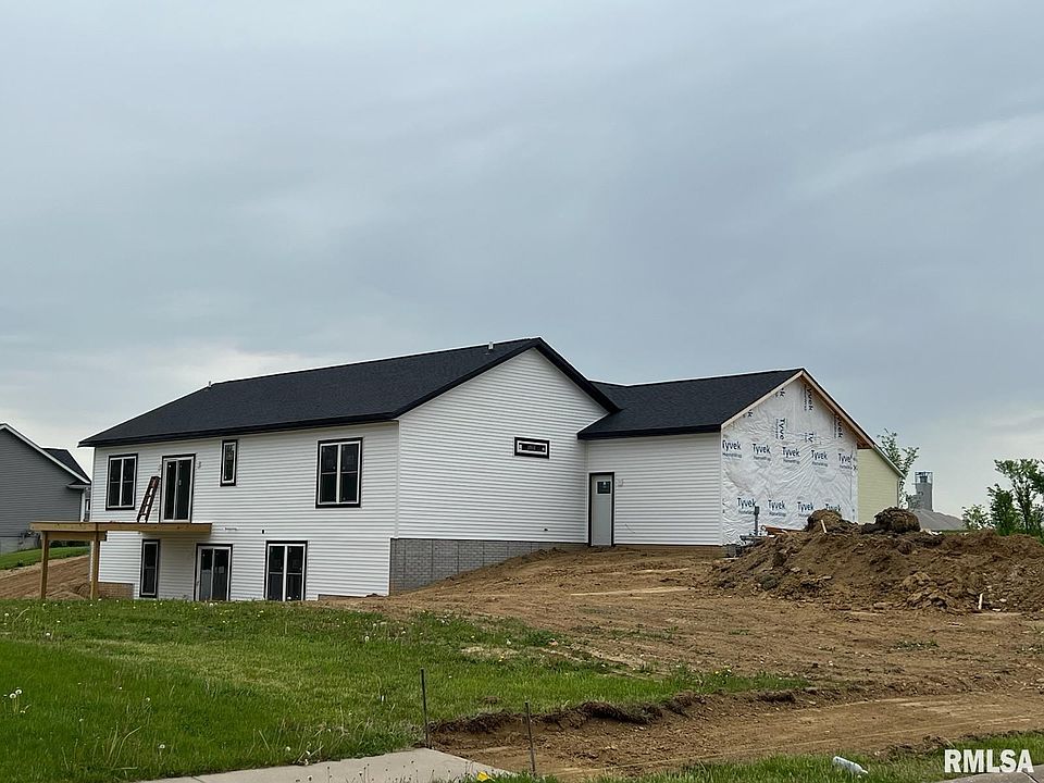2nd image of 513 Prairie Meadows Dr