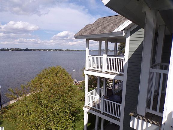 5th image of 1245 Sunnyside Dr