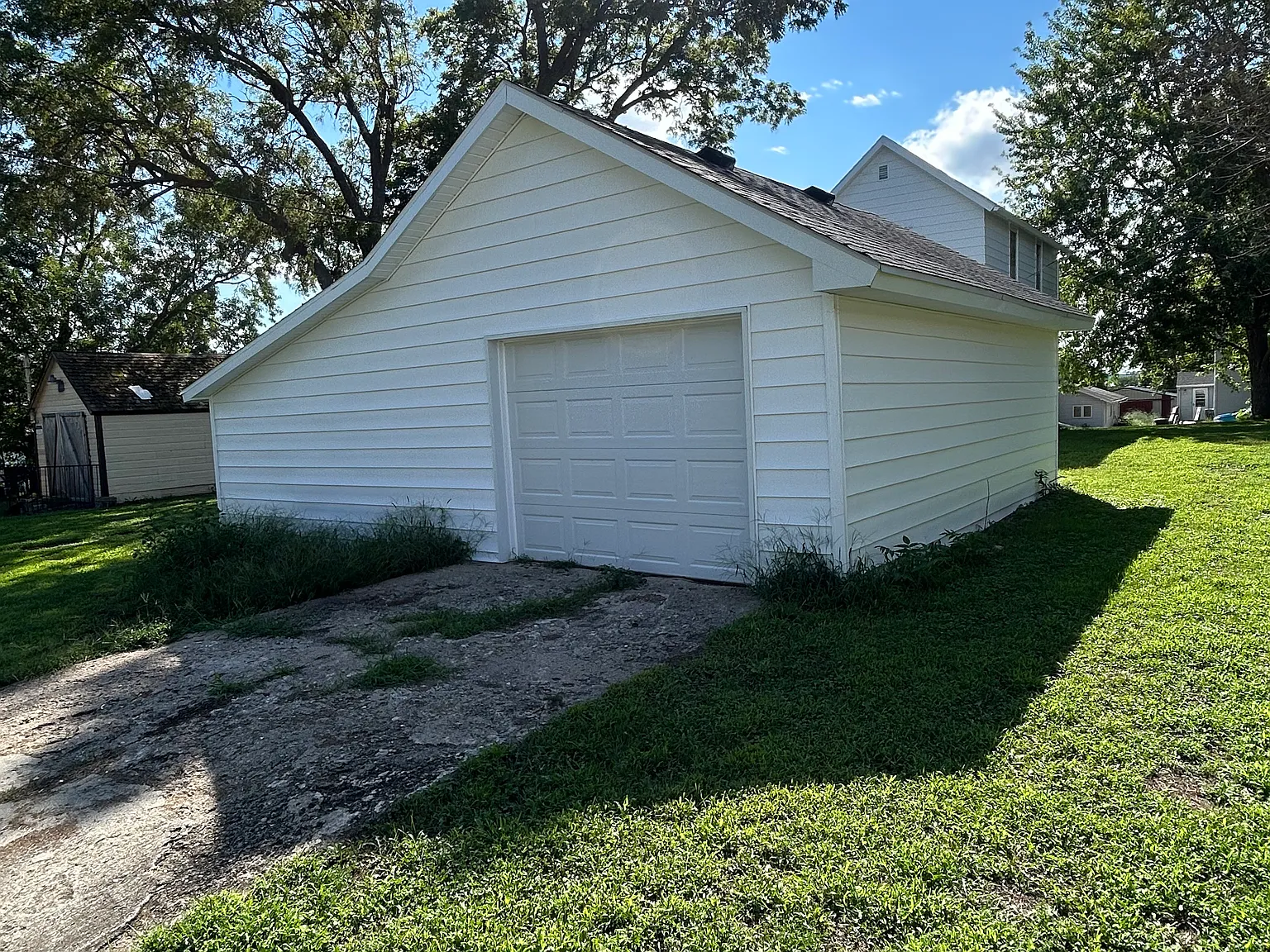 3 bed, 1560 sqft, $1,050 — Photo 3