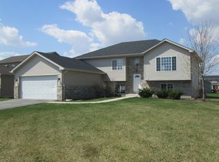 1111 Nikki Ct, Joliet, IL