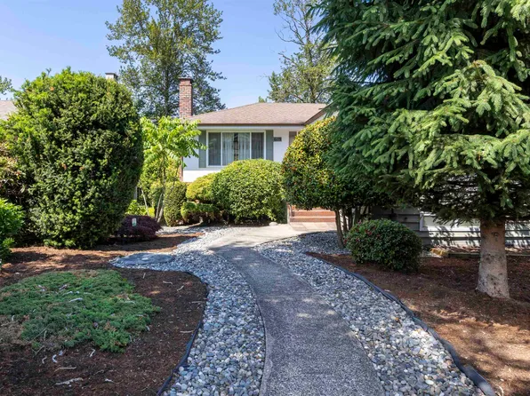 6119 Service St, Burnaby, BC V5H 1V7
