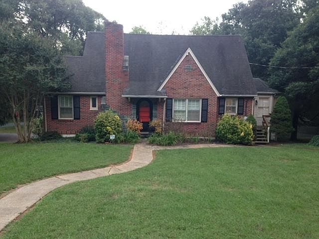Front of house from Oakmont Circle