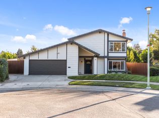 14 Morningsun Ct, Sacramento, CA