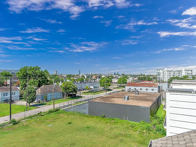 4609 Nett St #B — Photo 29