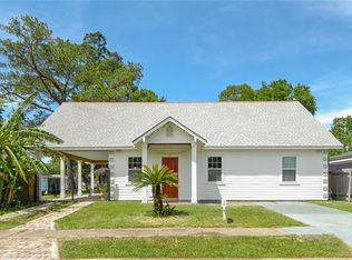 1815 Cooper Rd, Gretna, LA 70056