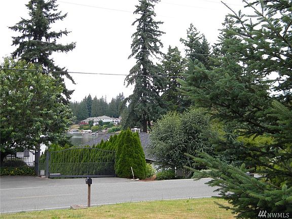 3rd image of 20805 Church Lake Dr E