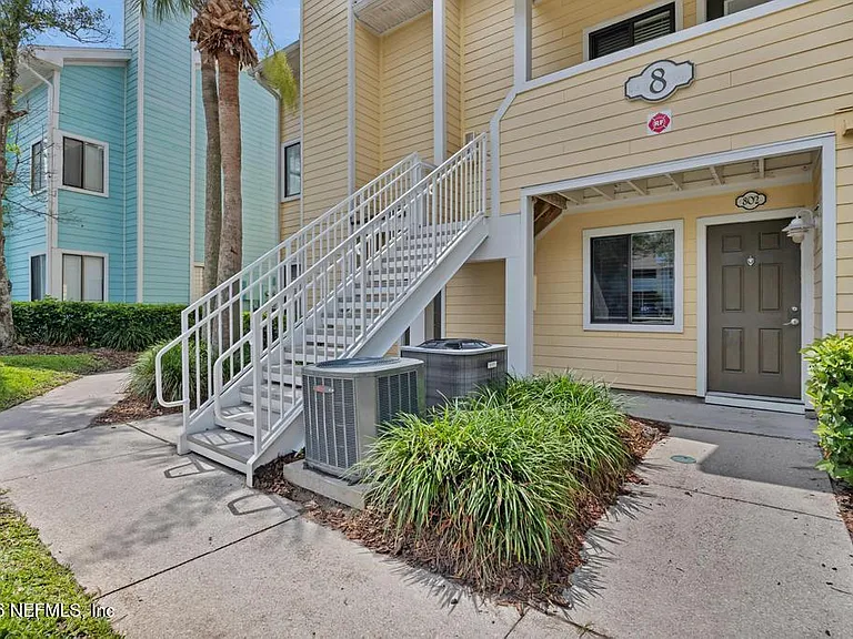 100 Fairway Park Blvd #802 — Photo 1