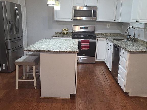 4th image of 3004 Jaywick Ct