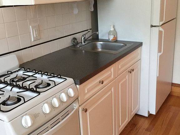 2nd image of 180 Prospect Park W APT 10