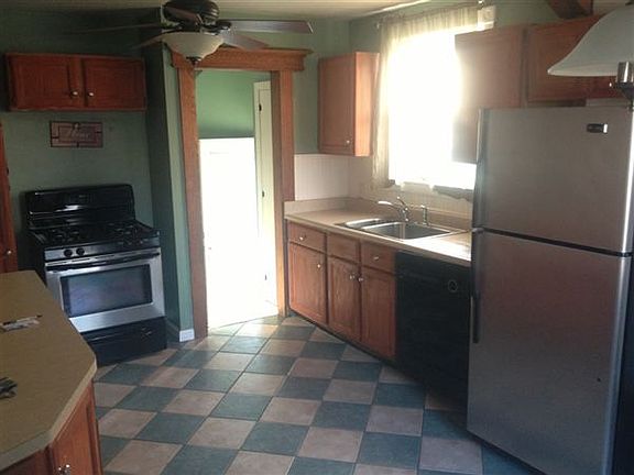 Crescentwood_Kitchen