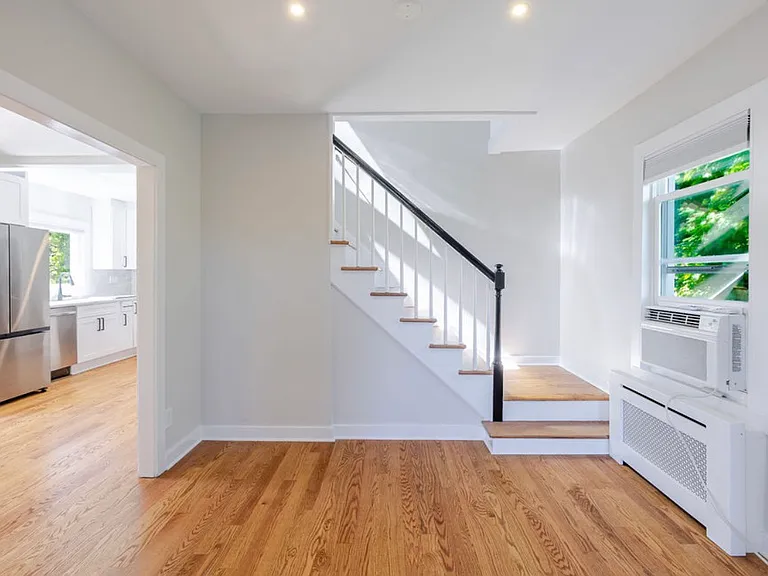 301 Bruce Park Ave #2 — Photo 7