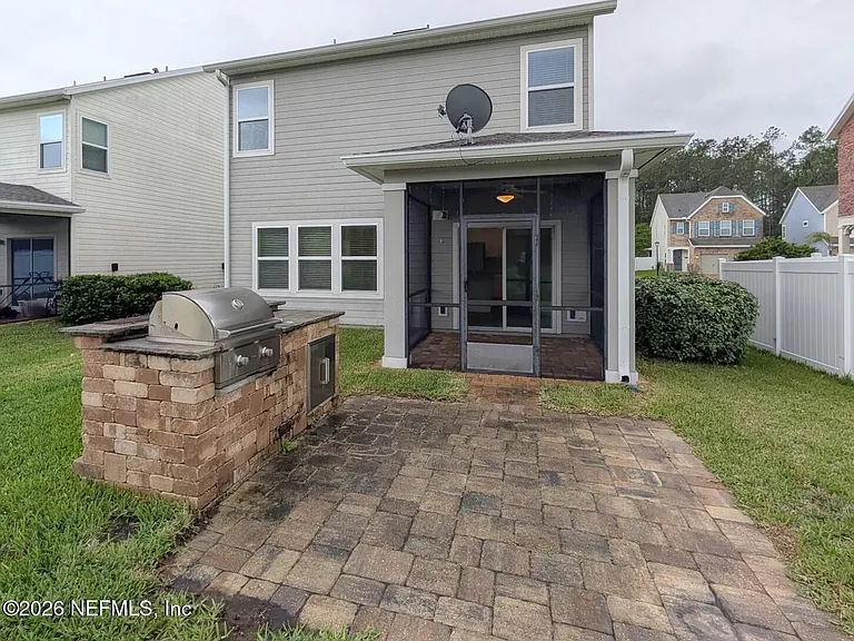 95 Silver Creek Place St — Photo 17