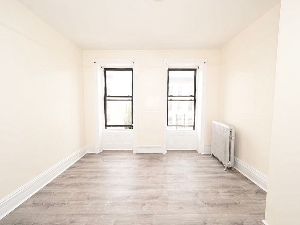 1st image of 125 Rogers Ave #3L