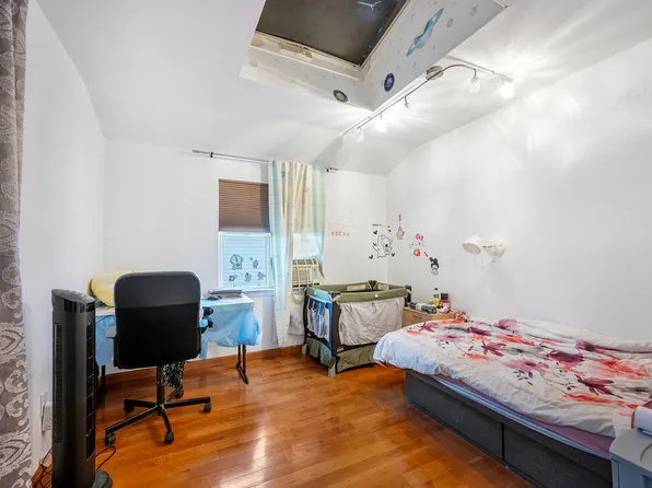 21 Leewood Loop image 7 of 19