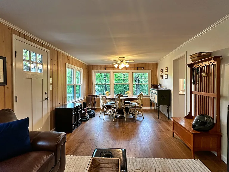 18 Inglenook Rd — Photo 11