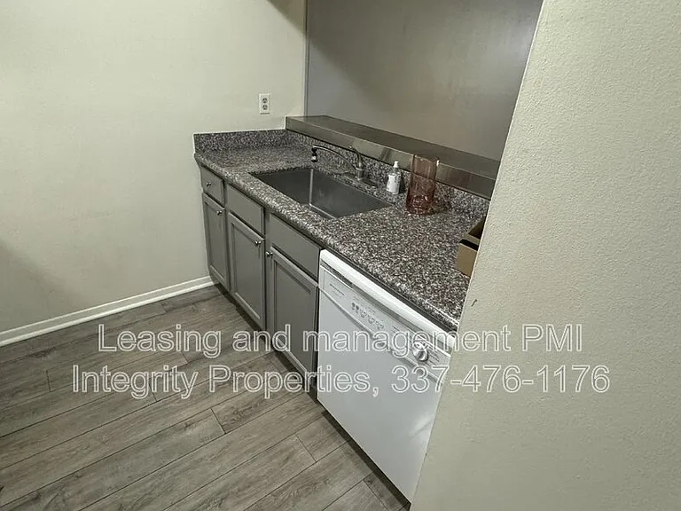 300 Lozes Ave #1603 — Photo 11