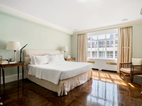 115 East 67th Street image 16 of 28