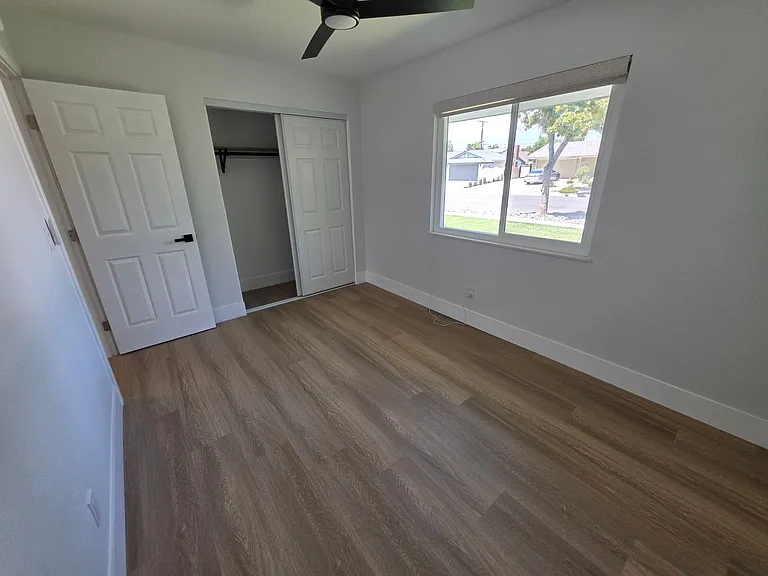 920 Coronado Dr — Photo 19