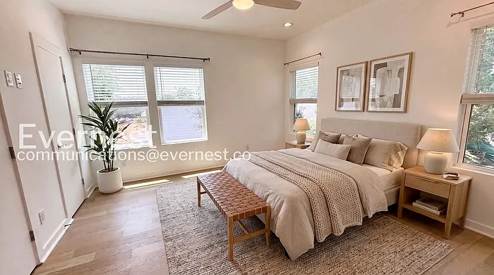 3 bed, 2.5 bath, 1294 sqft, $1,995 — Photo 4