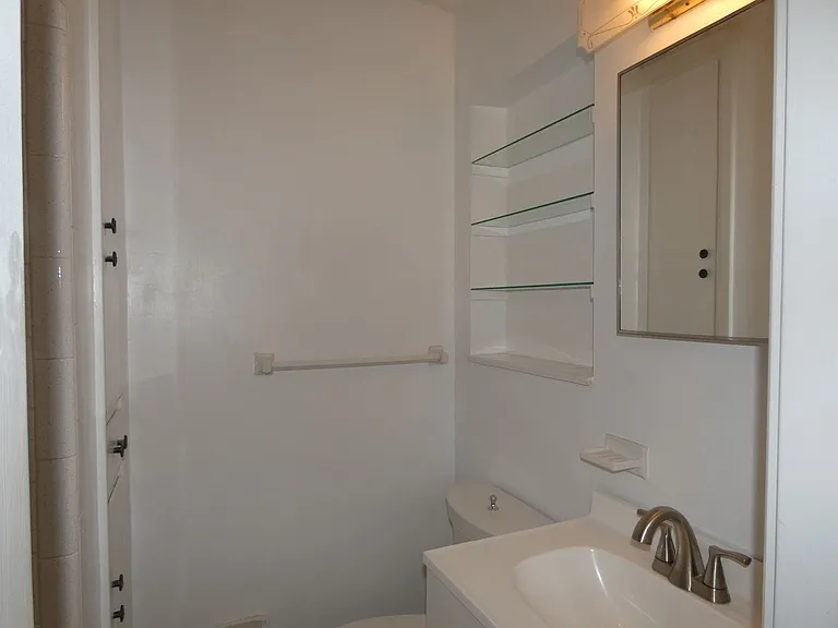 3460 Rothschild Dr — Photo 9