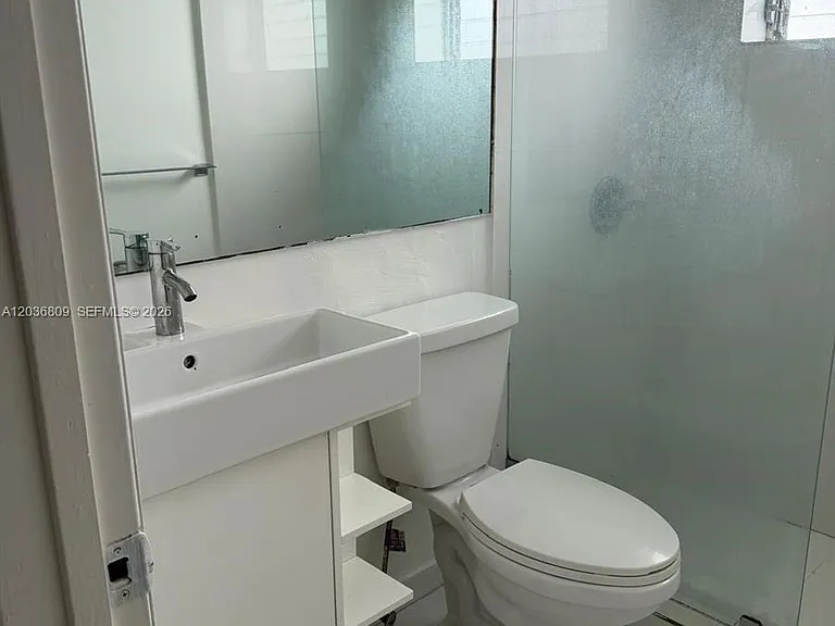 825 Euclid Ave #4 — Photo 13