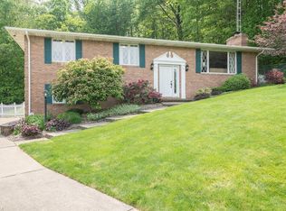 1743 Deerwood Cir SE, East Sparta, OH 44626