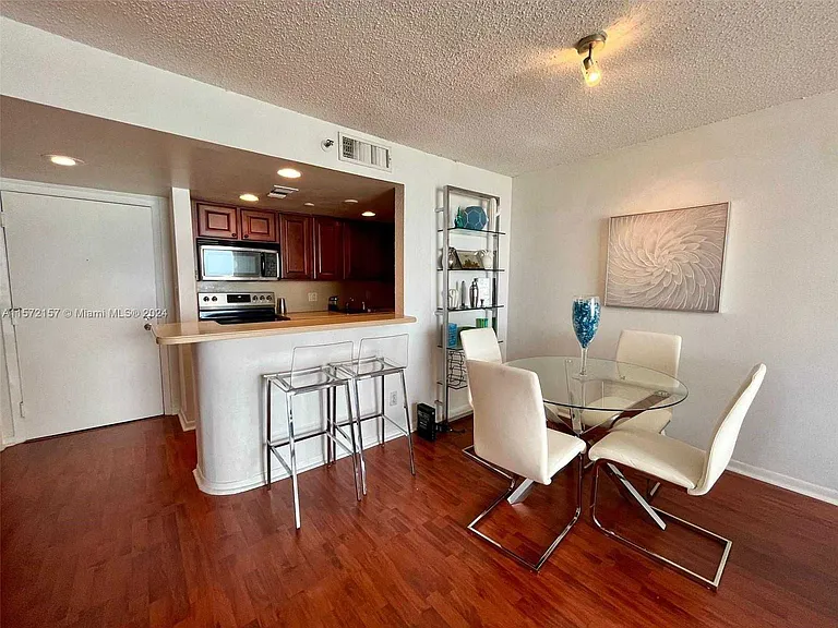 Claughton Island Dr — Photo 11
