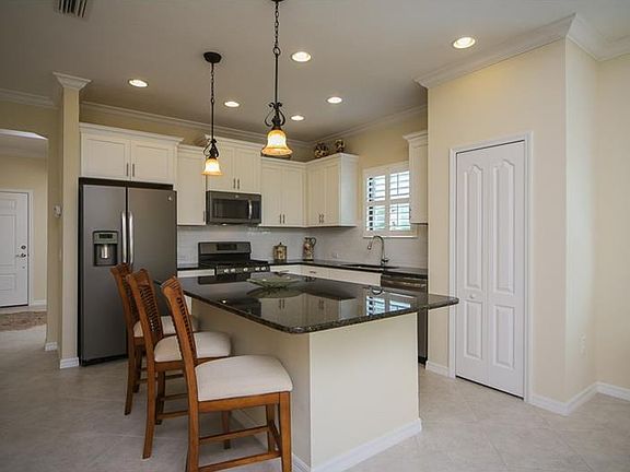 4th image of 11472 Okaloosa Dr