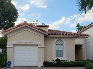 10933 NW 67th St #10933, Miami, FL 33178