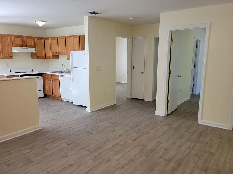 209 E Wilson St #130 — Photo 6