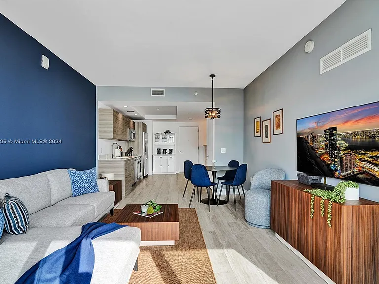 121 NE 34th St #2906 — Photo 5